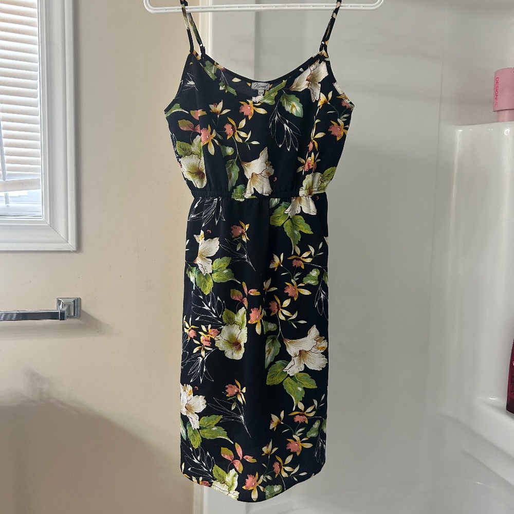 Floral print mini dress